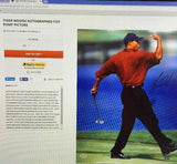 Tiger Wood autograph 16x20 Framed Photo