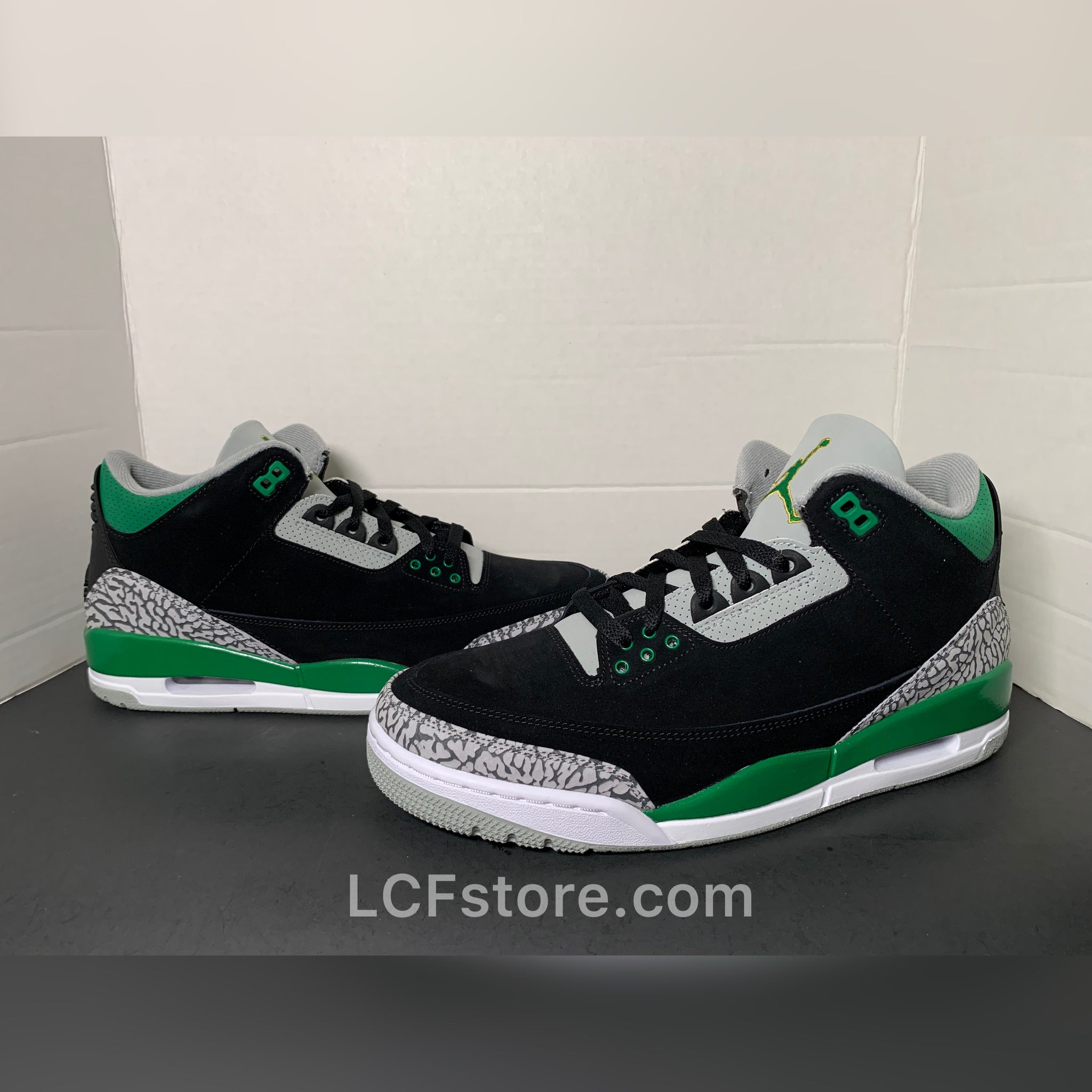 Air Jordan 3 Retro 'Pine Green' – LCFStore.com