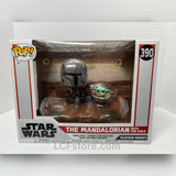 Moment Star Wars : The Mandalorian with the Child